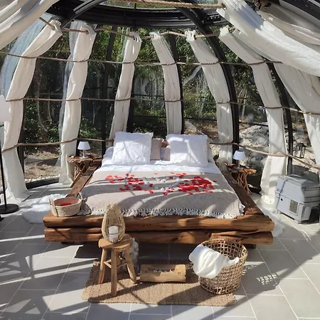 Bulles D'auvergne Luxe tent Cesset